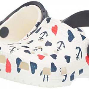 Crocs Classic Kids' Clogs with pivoting heel strap, breathable ventilation ports, and customizable Jibbitz charms