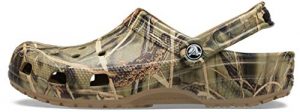 Crocs mens Classic Realtree. Camo for Men and Women Clog