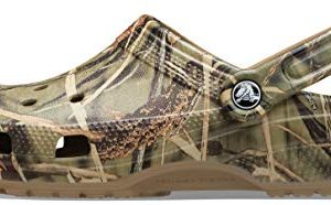 Crocs mens Classic Realtree. Camo for Men and Women Clog